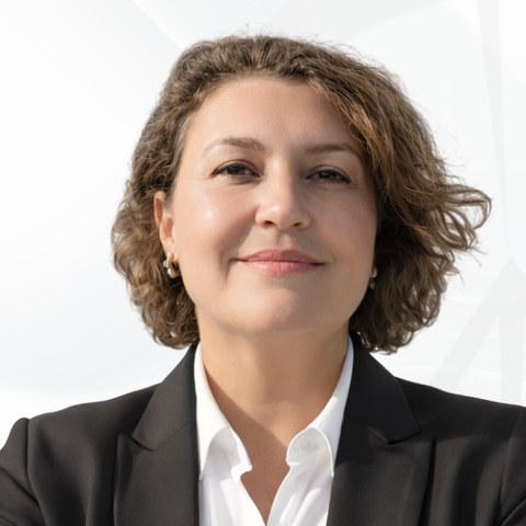 Елена Калашникова
